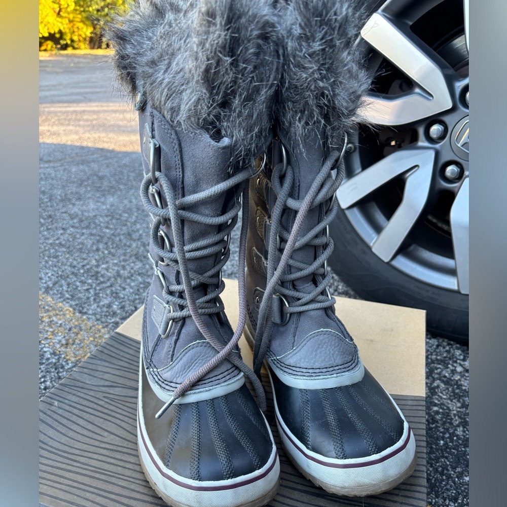 Sorel Joan of Arctic boot